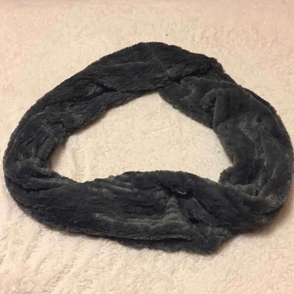 SUPER SOFT infinity scarf!!